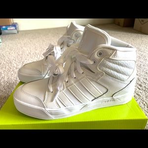 【New】Adidas neo Raleigh Mid（women‘s）